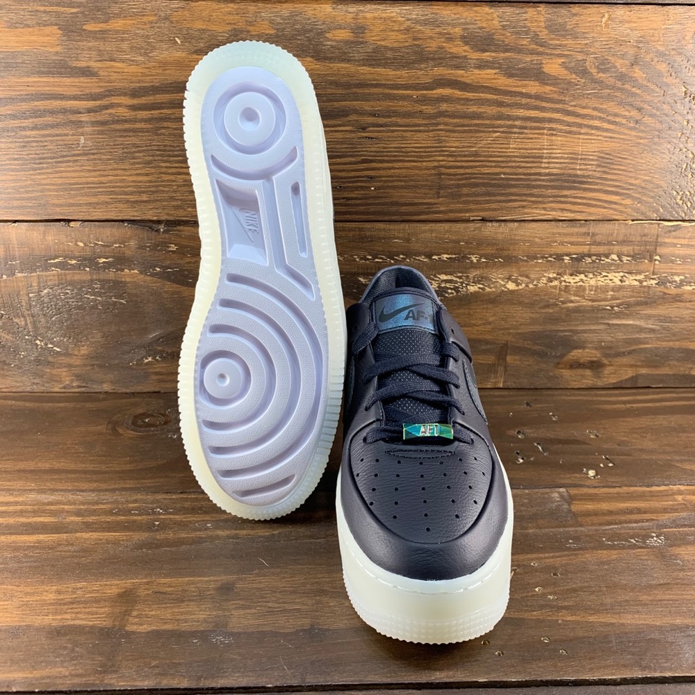 NIKE AF1 SAGE LOW LX WOMENS SHOES - Picture 6 of 11